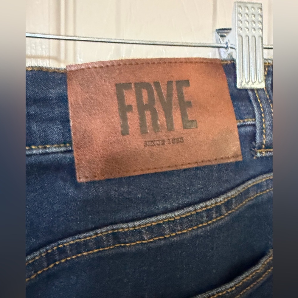 FRYE Women’s Dark Indigo Slim Straight Jean skirt 25 waist